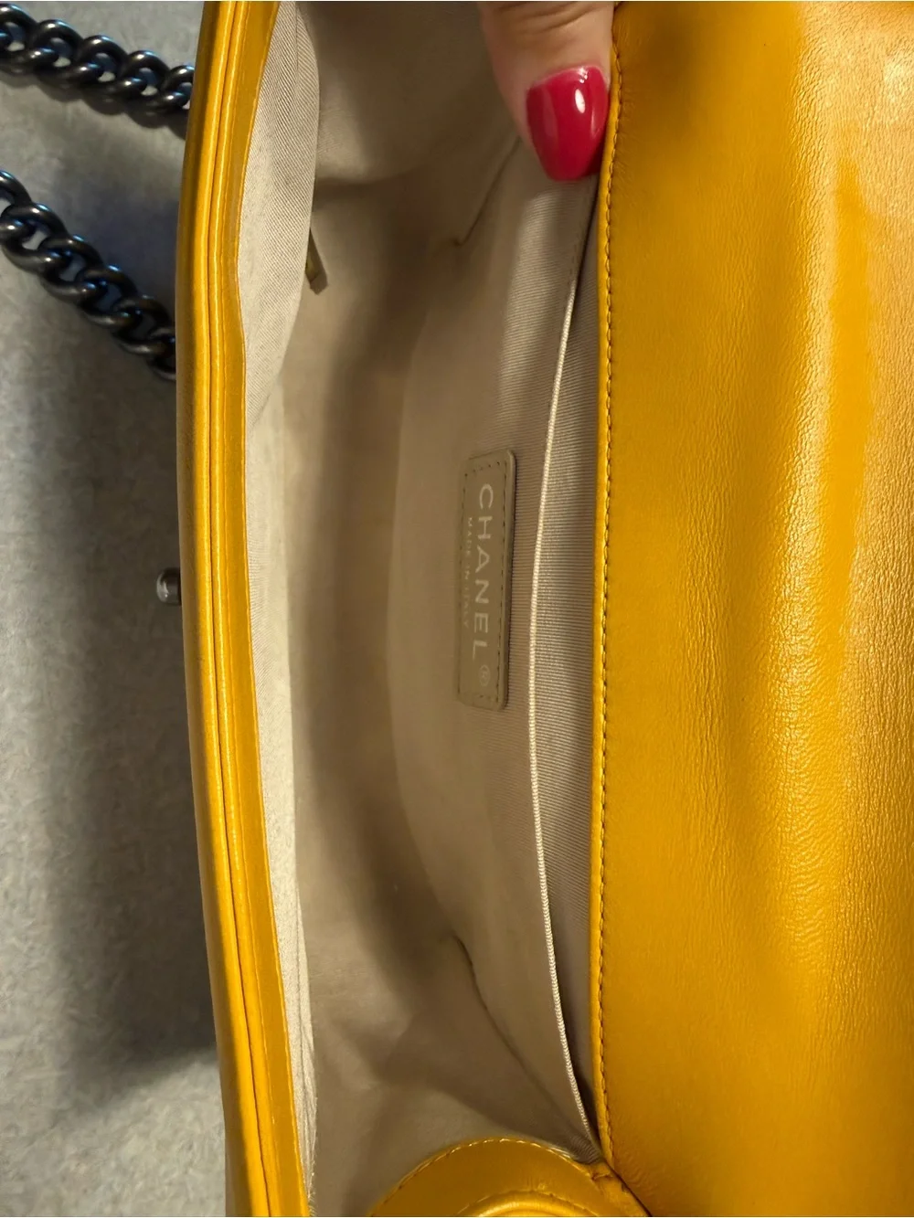 🔥Last weekend in closet🔥CHANEL Quilted Boy Shoulder Bag in Mustard
